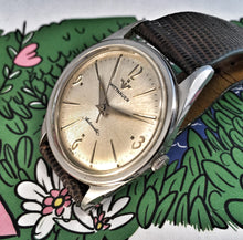 DAZZLING~60s LONGINES-WITTNAUER GENT'S AUTOMATIC~SERVICED
