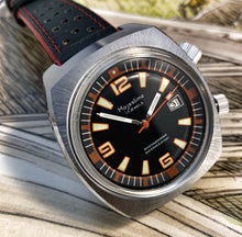 CHUNKY~FRENCH 70s MAJESTIME SUPER COMPRESSOR STYLE DIVER