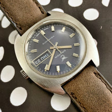 CLEAN~LATE 60s CROTON AQUAMATIC DAY/DATE WITH BOX