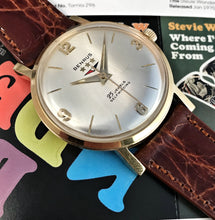 SERVICED~MID 60s MINTY BENRUS 3-STAR 25J AUTOMATIC~WITH BOX