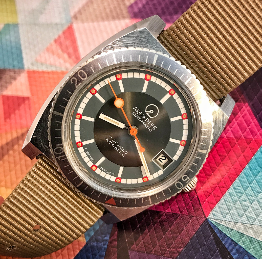 MINTY~1970s AQUADIVE AUTOMATIC WITH BOX AND PAPERS~SERVICED