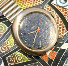 CHUNKY~1970s WITTNAUER HAMMERED BLUE DIAL AUTOMATIC