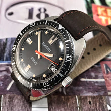SUBLIME~60s WALTHAM SKIN-DIVER WITH BOX~RECENTLY SERVICED