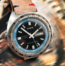 BURLY~70s CLINTON 200M WORLD-TIMER AUTOMATIC DIVER