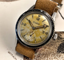 RUGGED~EARLY 60s DUWARD PATINATED SKIN-DIVER