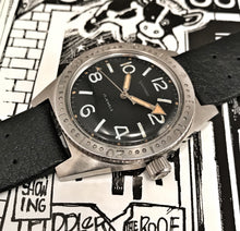 TRIPPY~LATE 60s VANTAGE BY HAMILTON 20ATM SKIN-DIVER~SERVICED