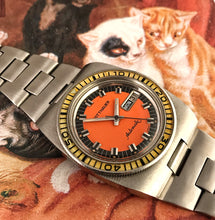 PSYCHEDELIC~70s WITTNAUER W100 AUTOMATIC PUMPKIN DIVER