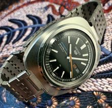 BURLY~MARCH 1970 SEIKO 5 SPORTS 7019-6030 AUTOMATIC PROOF DIAL