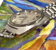 GROOVY~LATE 60s MOVADO/ZENITH TEMPO-MATIC